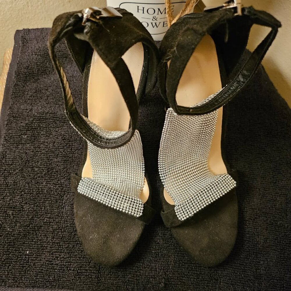 Elegant Black Stiletto Heels with Mesh Detailing